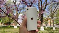 img 1 attached to Smartphone Apple iPhone SE 2020 64 GB, nano SIM eSIM, white review by Ognian Dimitrov ᠌