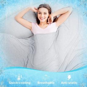 img 2 attached to Сохраняйте прохладу и комфорт: охлаждающее одеяло 87"X79" для тех, кто спит в жару, и путешественников