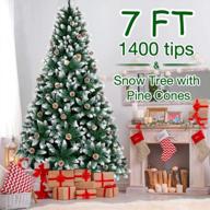 искусственная рождественская елка ourwarm 7ft, рождественская елка со снегом и сосновыми шишками, рождественская сосна для внутренних и наружных праздничных украшений со складной металлической подставкой, 1400 наконечников для веток логотип