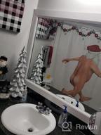 картинка 1 прикреплена к отзыву Эмвенси Красный праздничный душевой занавес с Дедом Морозом и подарками - Водонепроницаемый тканевый декор для ванной комнаты со 12 крючками - 72"x72 от Dwayne Meurer