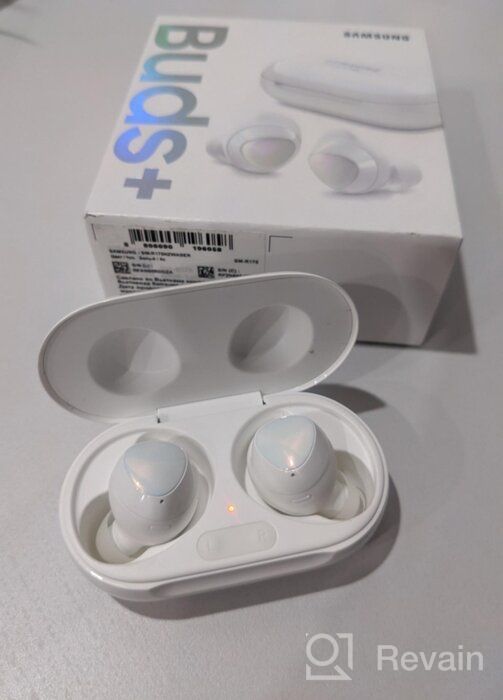 img 1 attached to Upgrade Your Audio Experience with Samsung Galaxy Buds+ Plus: True Wireless Earbuds with Improved Battery and Call Quality in White, including Wireless Charging Case and Velvet Pouch. review by Candra ᠌