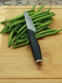 img 3 attached to Аксессуары Cestari для колбасных изделий: Лезвие керамического ножа для очистки овощей никогда не нуждается в заточке; 3-дюймовый нож для очистки овощей с ножнами - черное зеркальное лезвие с острым лезвием