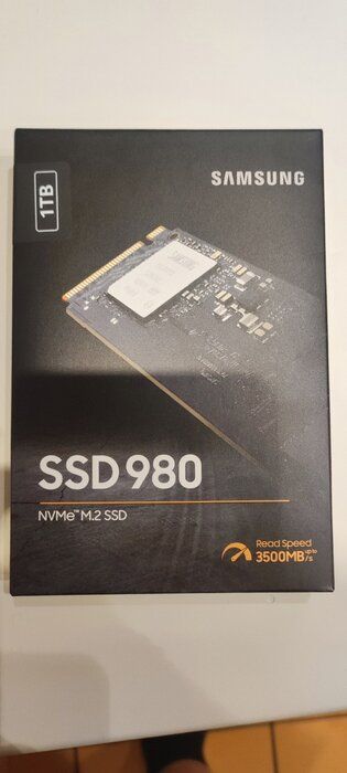 img 2 attached to SAMSUNG (MZ-V8V1T0B/AM) 980 SSD 1TB - Enhanced M.2 NVMe Solid State Drive with V-NAND Technology review by Adam Nowak ᠌