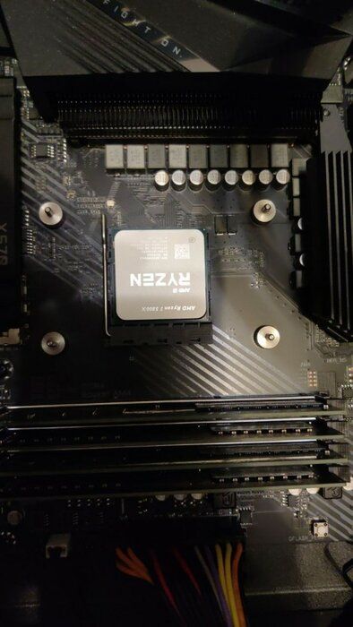 img 1 attached to AMD Ryzen 7 5800X Desktop Processor - 8-Core, 16-Thread Unlocked review by Wiktor Wojciechowski ᠌