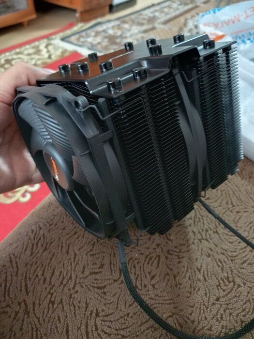 img 1 attached to 🌬️ Silent Cooling Power: Dark Rock Pro 4 CPU Cooler with 250W TDP, BK022 review by Mateusz Rybarczyk ᠌