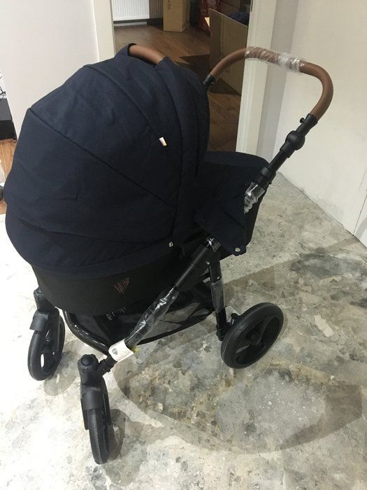 img 1 attached to 🚗✨ Venicci Gusto 2 in 1 Travel System - Navy/Black: Premium Convenience and Style! review by Wiktor Niekrasz ᠌