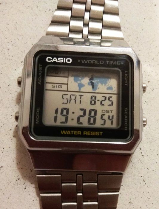 img 1 attached to Casio A500WA-7D Vintage Unisex Watch - Digital Quartz LCD Dial - Grey Steel Strap review by Micha Korkosz ᠌