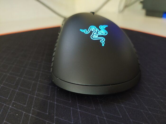 img 3 attached to Razer Mamba Wireless Gaming Mouse: High Precision 16,000 DPI Optical Sensor - Customizable Chroma RGB Lighting - Programmable Buttons - Mechanical Switches - Long-lasting Battery Life up to 50 Hours review by Adisorn Chuamuangpha ᠌