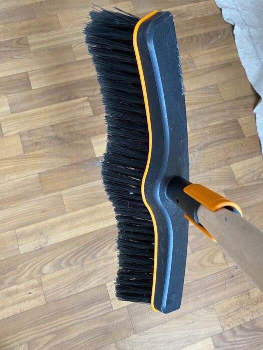 img 2 attached to 🧹 Fiskars QuikFit Outdoor Broom Head: Unleash the Power to Tackle Any Outdoor Cleaning Challenge! review by Felicja Szczepaska ᠌