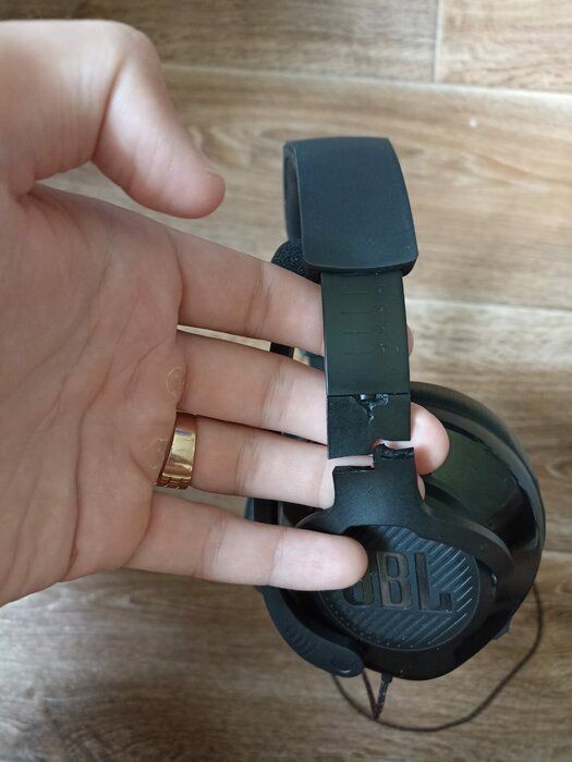 img 2 attached to JBL Quantum 200 Over Ear Headphones review by Micha Chmielewski ᠌