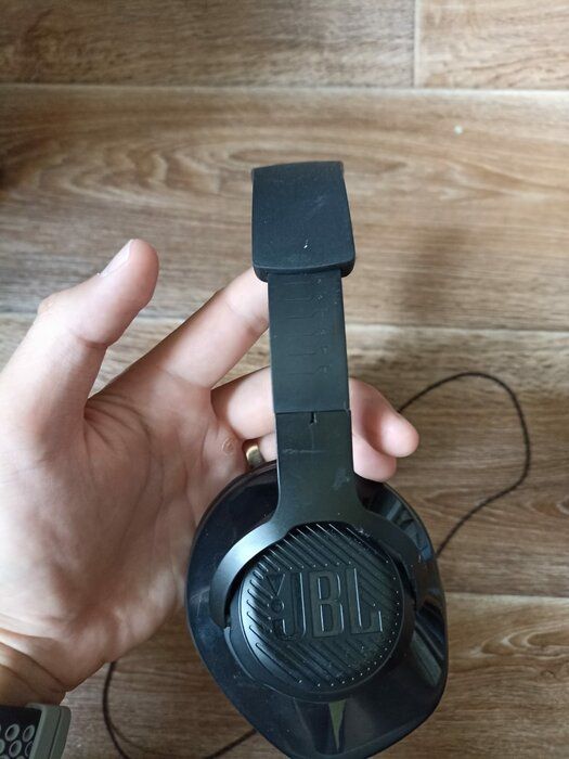 img 1 attached to JBL Quantum 200 Over Ear Headphones review by Micha Chmielewski ᠌