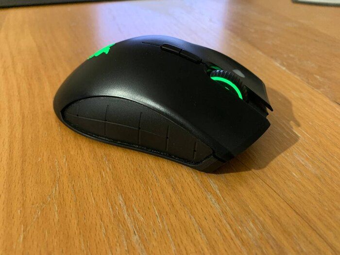 img 1 attached to Razer Mamba Wireless Gaming Mouse: High Precision 16,000 DPI Optical Sensor - Customizable Chroma RGB Lighting - Programmable Buttons - Mechanical Switches - Long-lasting Battery Life up to 50 Hours review by Truong Anh Quan ᠌