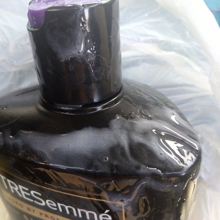 img 2 attached to TRESemmé Repair Protect 22 Shampoo review by Asahi Sato ᠌