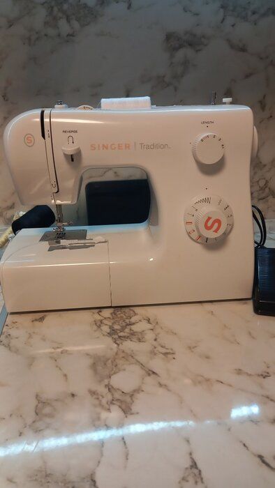 img 1 attached to 🧵 SINGER 2250 Tradition Basic Sewing Machine with 10 stitches review by Aditya ᠌