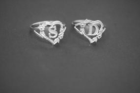 img 3 attached to Серебряное кольцо CaliRoseJewelry с начальным алфавитом и персонализированным сердцем - буква L