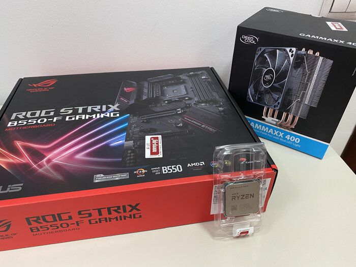 img 1 attached to ASUS ROG Strix B550-F Gaming (WiFi 6) AMD AM4 Zen 3 Ryzen 5000 & 3rd Gen Ryzen 🎮 ATX Gaming Motherboard | PCIe 4.0, 2.5Gb LAN, BIOS Flashback, HDMI 2.1, Addressable Gen 2 RGB Header, Aura Sync review by Mateusz Bana ᠌