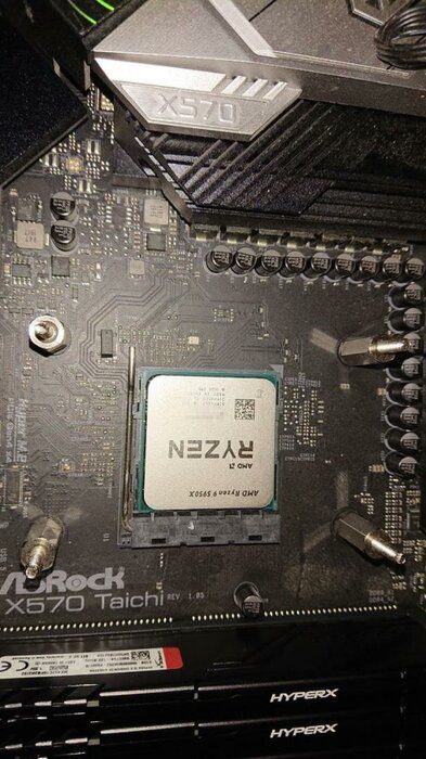 img 2 attached to 16-Core, 32-Thread Unlocked Desktop Processor - AMD Ryzen 9 5950X review by Micha Pirecki ᠌