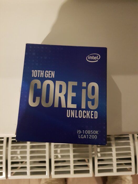 img 1 attached to 🚀 High-Performance Intel Core i9-10850K Desktop Processor: Unlocked 10 Cores up to 5.2 GHz (LGA1200) review by Kiril Kirilov ᠌