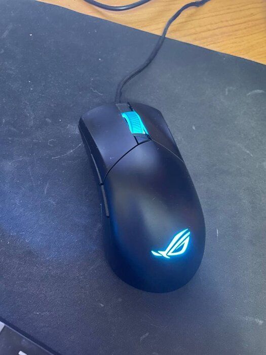 img 1 attached to 🖱️ Enhance Your Gaming Experience with ASUS ROG Gladius III Wired Gaming Mouse: 19,000 DPI Sensor, Hot Swappable Push-Fit II Switches, Ergonomic Design, ROG Omni Mouse Feet, Aura Sync RGB Lighting, and More! review by Wiktor Niemiec ᠌