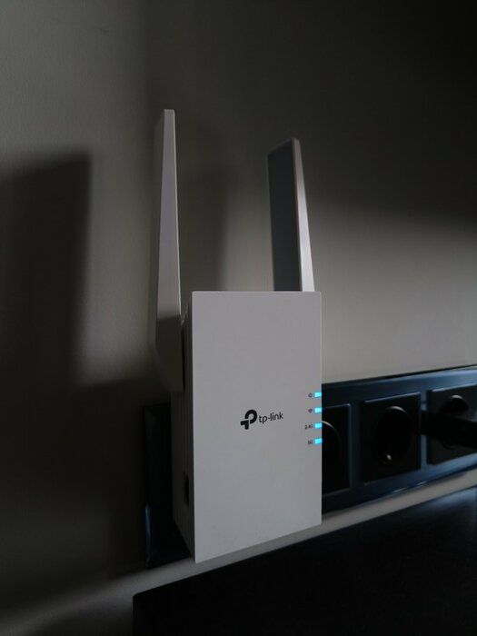 img 2 attached to Enhance Your WiFi Coverage with Certified Refurbished TP-Link AX1500 WiFi Extender (RE505X) review by Petar Ivanov ᠌