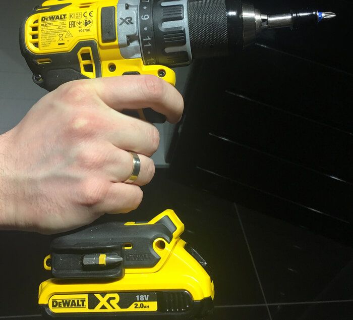 img 2 attached to 🔧 Dewalt DCD791D2 Compact Li-Ion Brushless Drill review by Stanislaw Banasiuk ᠌