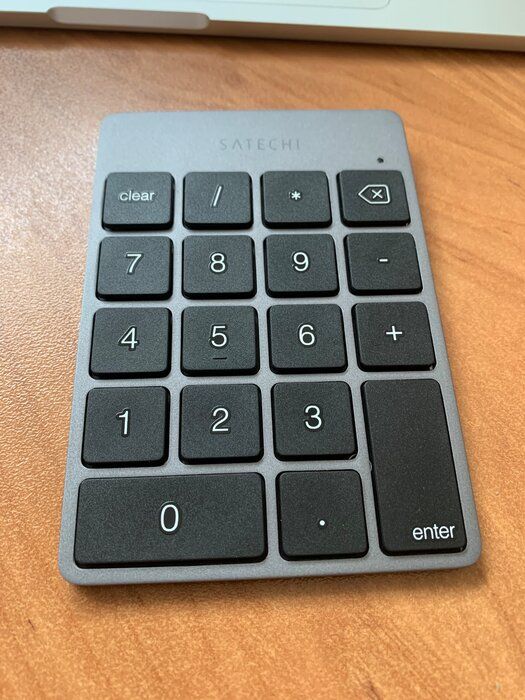 img 1 attached to 🔢 Satechi Slim Aluminum Bluetooth Wireless 18-Key Keypad Keyboard Extension - Ultimate Compatibility with 2017 iMac, iMac Pro, MacBook Pro, MacBook, iPad, iPhone, Dell, Lenovo & More (Space Gray) review by Dimitar Gyurov ᠌