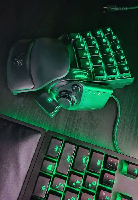 img 1 attached to Razer Tartarus Gaming Keypad Analog Optical Computer Accessories & Peripherals review by Petar Atanasov-robi ᠌