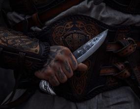 img 1 attached to Нож Norse Tradesman Viking с рукоятью головы ворона и кожаными ножнами - лезвие из углеродистой стали 5,5 дюйма