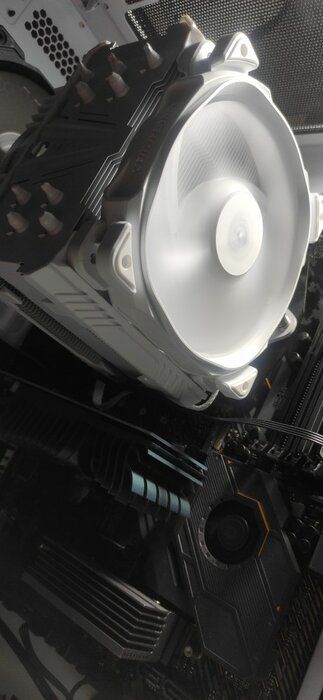 img 1 attached to Enermax ETS T50 Addressable Univeral Contact Computer Components review by Momchil Nedkov ᠌