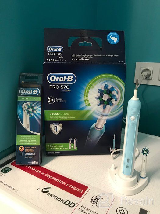 img 1 attached to Oral-B Pro 570 CrossAction, white-blue review by Athit Za ᠌