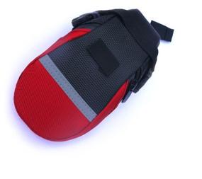 img 3 attached to Удобная водонепроницаемая сумка для велосипеда на подседельный штырь на замке, с ремешком (красная), MoscowCycling MC-BAG-01
