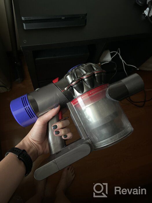 img 1 attached to 🧹 Renewed Dyson V8 Animal+ Cord-Free Vacuum in Iron/Sprayed Nickel/Purple for Effective Cleaning review by Hien Kent ᠌