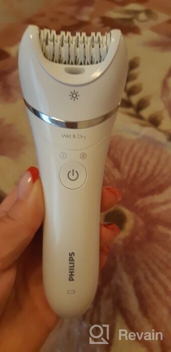 img 1 attached to Experience Smooth Skin with Philips Beauty Epilator Series 8000 - Includes 3 Accessories, White, BRE700/04 review by Agata Staniewska ᠌