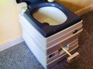 img 1 attached to 🚽 24 Liter White Visa Potty by Dock Edge - Advanced Sanitation Equipment review by Boyan Popov ᠌