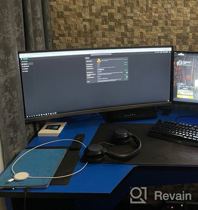 img 1 attached to 🖥️ Ergotron LX Sit-Stand Single Monitor Arm: VESA Wall Mount for 42 inch Monitors, 7-25 lbs, Polished Aluminum - Product Highlights review by Lorz Batan ᠌