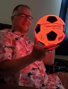 img 8 attached to Забей большой гол в темноте с ночным светодиодным футбольным мячом NIGHTMATCH - официальный размер 5 с дополнительными батарейками и насосом.