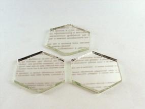 img 1 attached to Добавьте нотку элегантности с помощью шестиугольной зеркальной мозаики Александра Гребеня размером 1 дюйм - набор из 100 штук