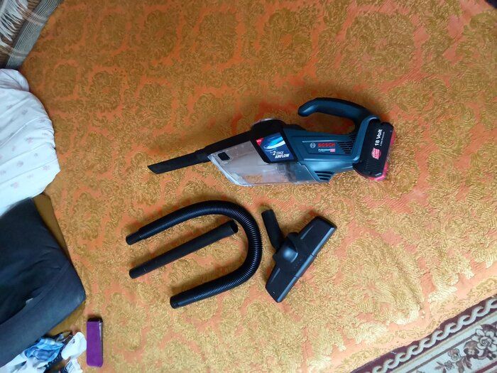 img 2 attached to Bosch GAS18V 02N Handheld Vacuum Cleaner: Compact and Powerful Cleaning Solution review by Jnis Banders ᠌
