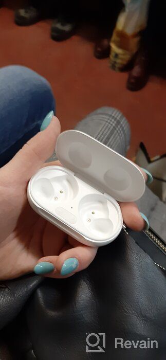 img 1 attached to Upgrade Your Audio Experience with Samsung Galaxy Buds+ Plus: True Wireless Earbuds with Improved Battery and Call Quality in White, including Wireless Charging Case and Velvet Pouch. review by Amar ᠌