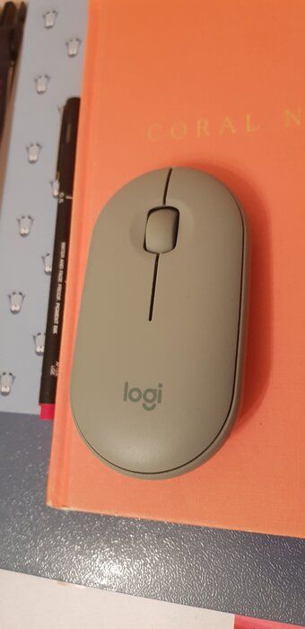 img 1 attached to Enhance Your iPad Experience with Logitech Pebble i345 Wireless Bluetooth Mouse in Stylish Off White review by Boyan Radovanov ᠌