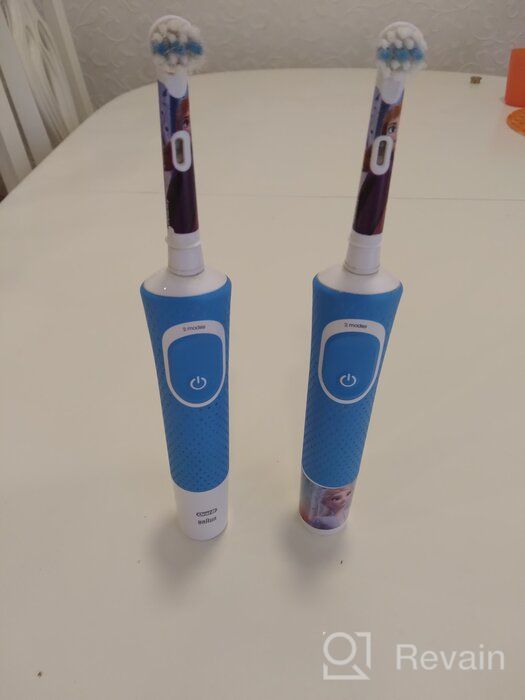 img 3 attached to Oral-B Vitality Kids Frozen D100.413.2K review by Makoto Maeda ᠌