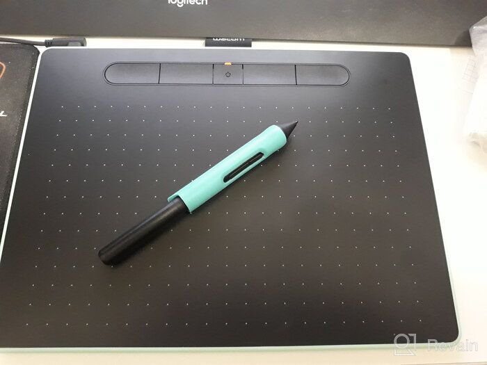 img 1 attached to 🖥️ Wacom Intuos Wireless Graphics Drawing Tablet (Medium) - Black with Pistachio Accent, for Mac, PC, Chromebook, and Android, with Included Software review by Guanyin Lin ᠌