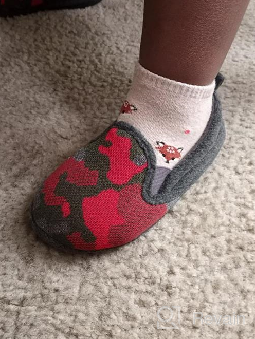 img 1 attached to Cute and Cozy Little Boys' Dearfoams Fleece Slipper Cayenne Shoes: Keep Their Feet Warm in Style! review by Seth Waldron