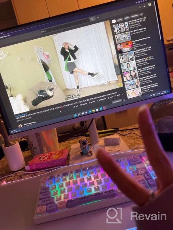 img 1 attached to 🖥️ MSI Anti Glare FreeSync Modern MD271PW: 1920X1080, 75Hz, Cable Management, Ergonomic Design, Low Blue Light - A Complete HD Experience review by Philip Gallion
