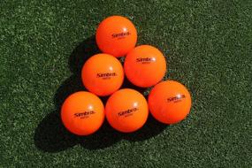 img 3 attached to Официальный мяч для хоккея на траве Simbra® — оранжевый сверхгладкий мяч для умного обращения с клюшкой, броска и быстрого игрового процесса