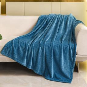 img 1 attached to NEWCOSPLAY Супер мягкое одеяло с узором в виде листьев, шелковистое фланелевое флисовое легкое всесезонное темно-синее одеяло 50X60 дюймов