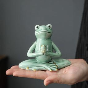 img 4 attached to Owmell Ceramic Zen Frog Decor, керамическая йога-поза, медитация, лягушка Staute для домашнего украшения дзен - зеленый 3.5