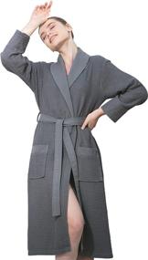 img 4 attached to Побалуйте себя роскошью: женский ультрамягкий вафельный халат с капюшоном и окантовкой для спа и одежды для сна