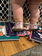 картинка 1 прикреплена к отзыву Слип-резистентные детские туфли для кроваток: мягкие подошвы Robeez для девочек и унисекс малышей, возраст от 0 до 24 месяцев. от Lex Ismael