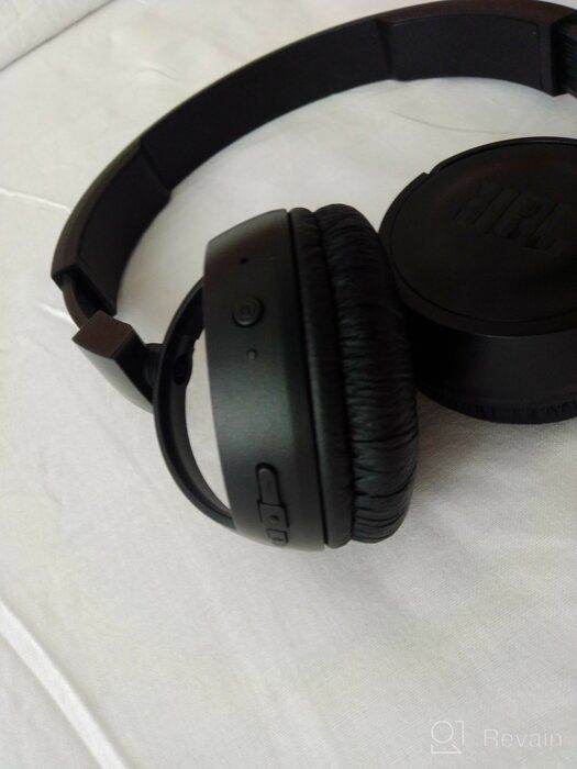 img 1 attached to Black JBL T450BT On-Ear Wireless Headphones with Built-In Mic and Remote review by Anastazja Steblianko ᠌